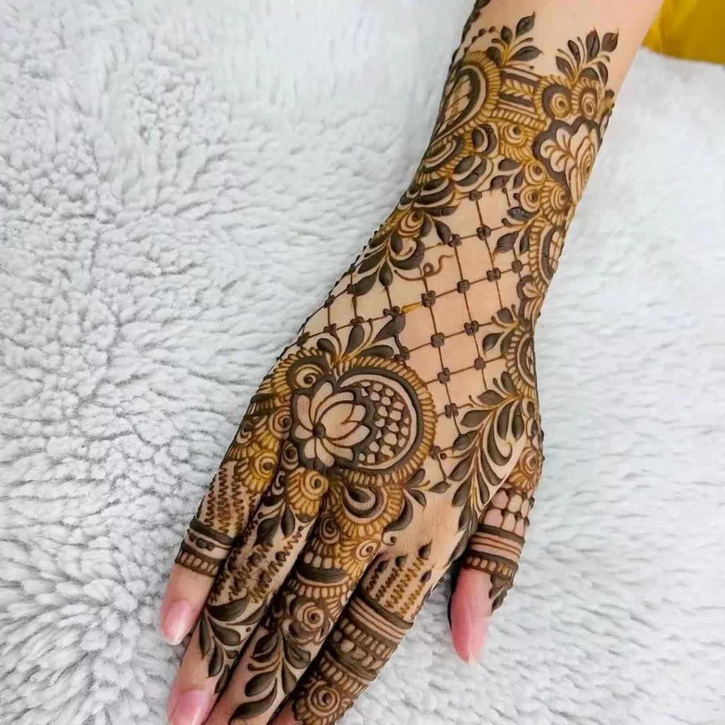 Easy Arabic Mehndi Design